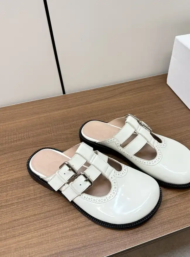 hype Loewe Slippers