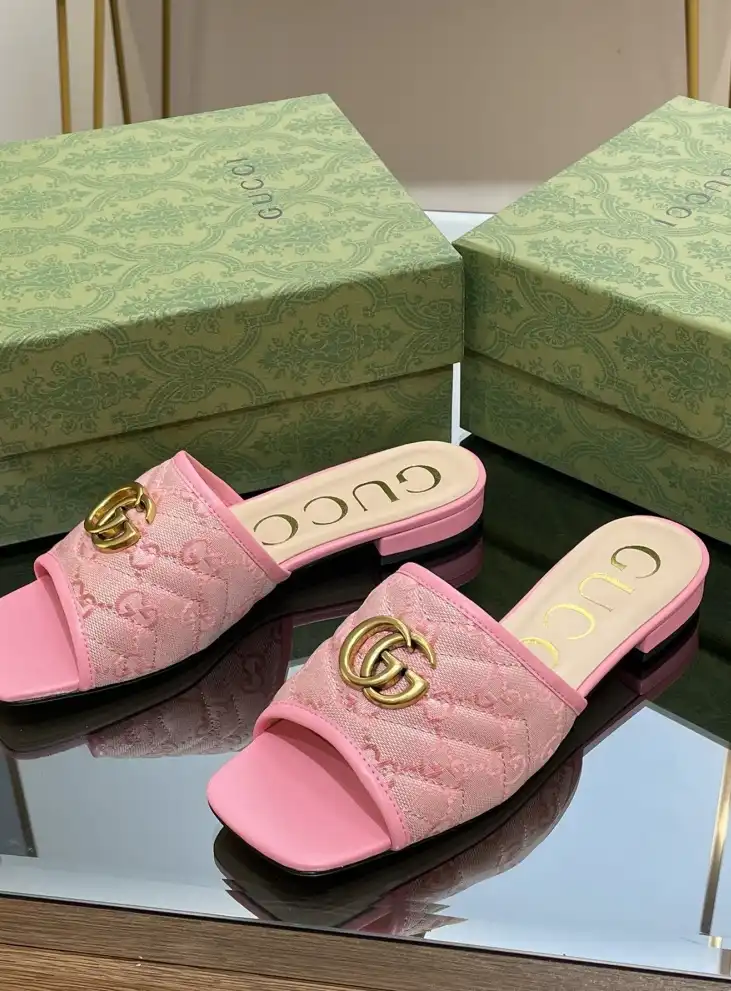 hype Gucci Slippers