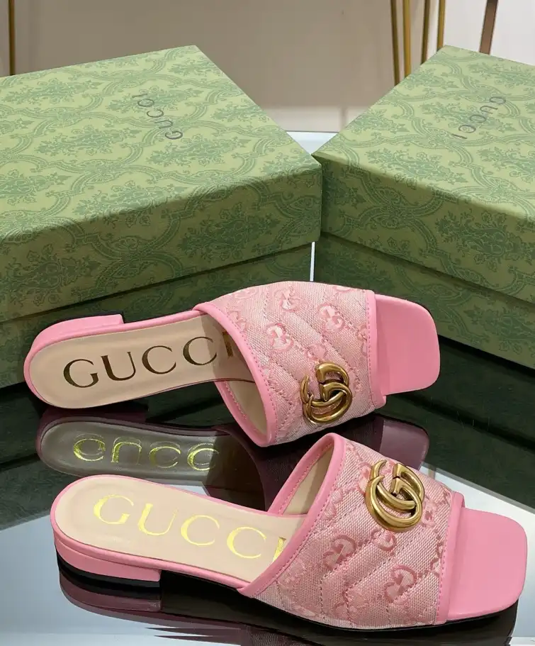 hype Gucci Slippers