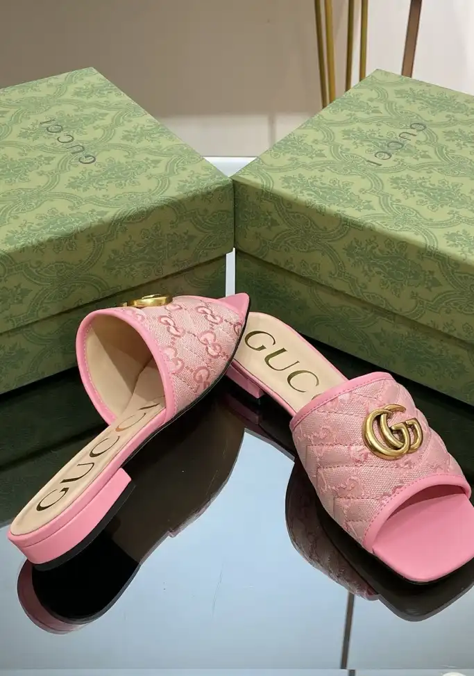 hype Gucci Slippers