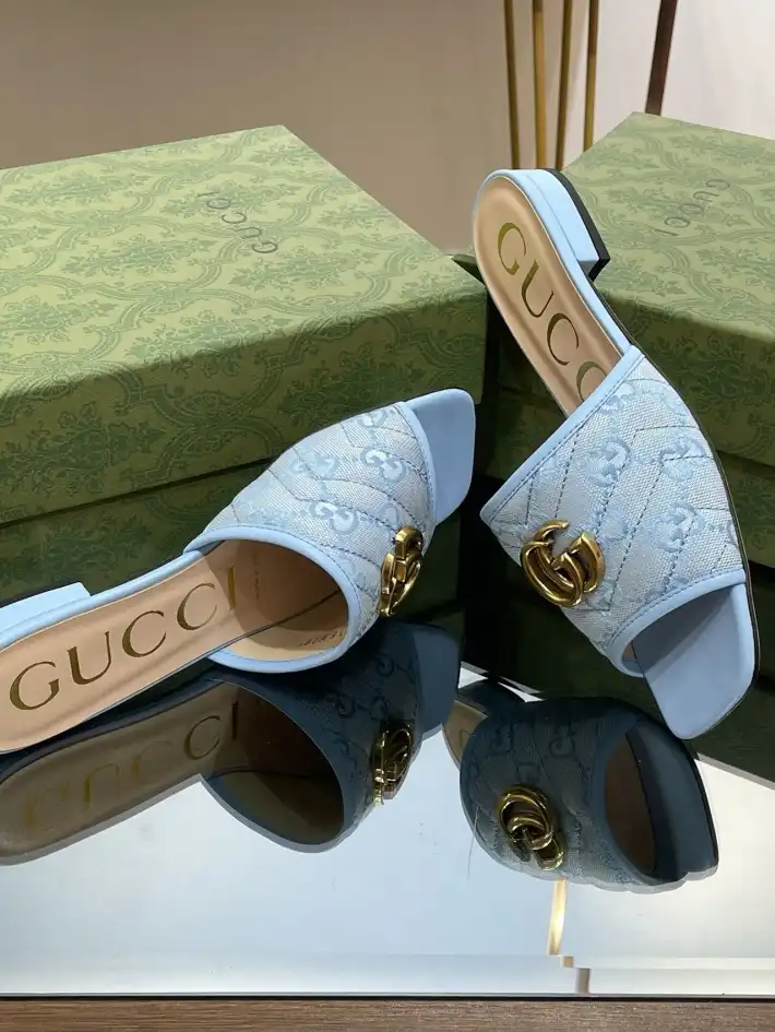 hype Gucci Slippers