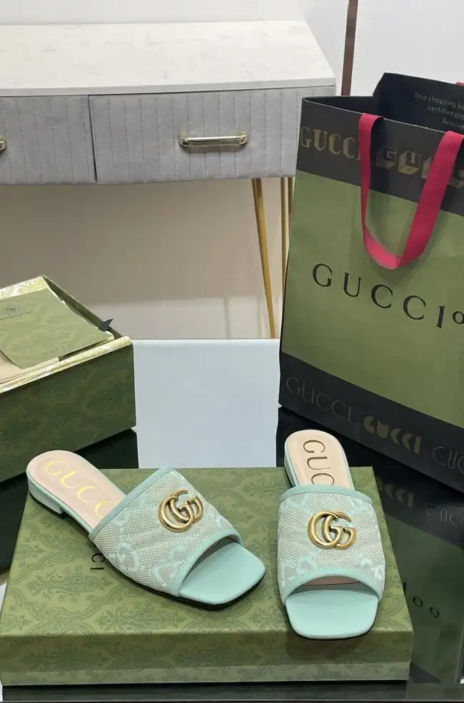 hype Gucci Slippers