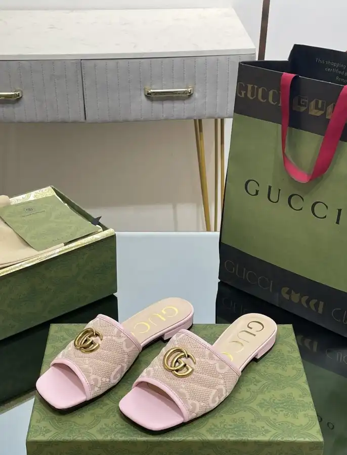 hype Gucci Slippers