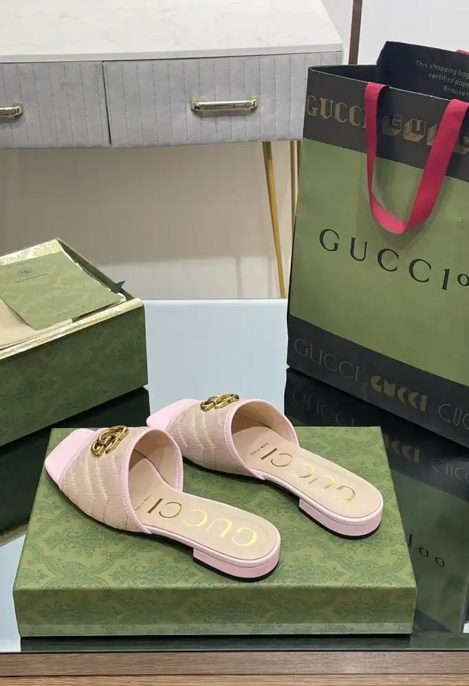 hype Gucci Slippers