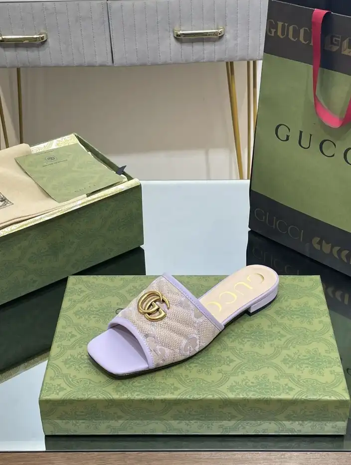 hype Gucci Slippers