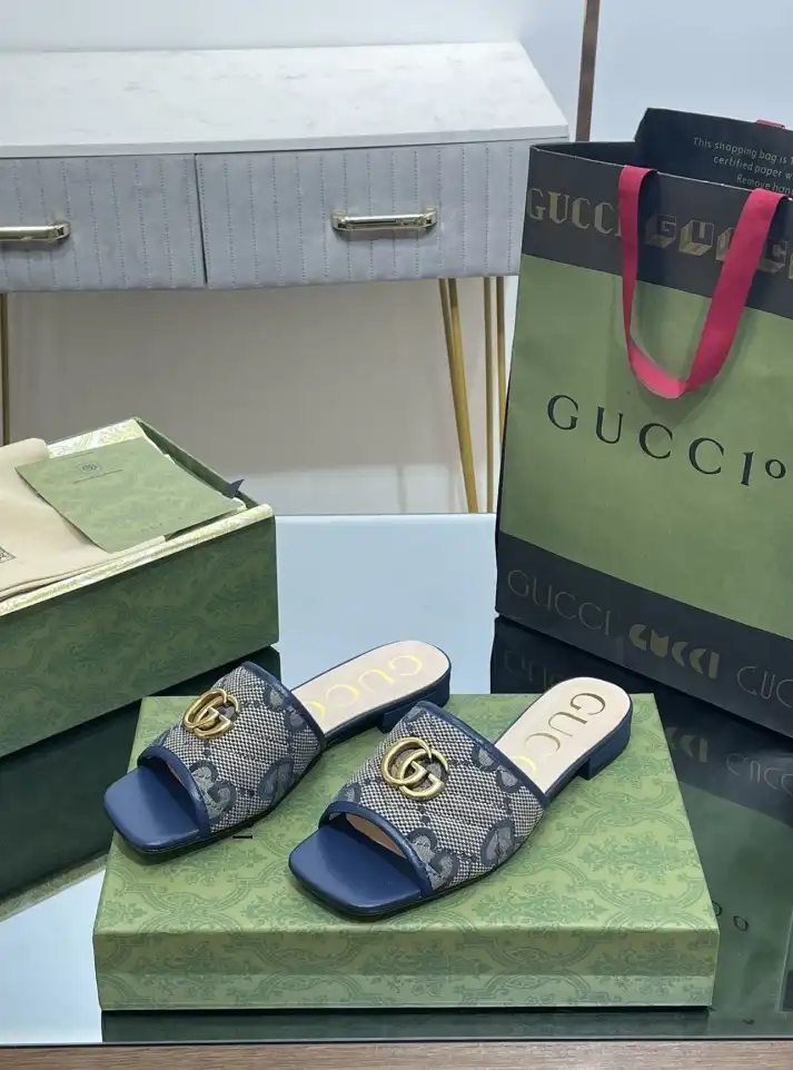 hype Gucci Slippers