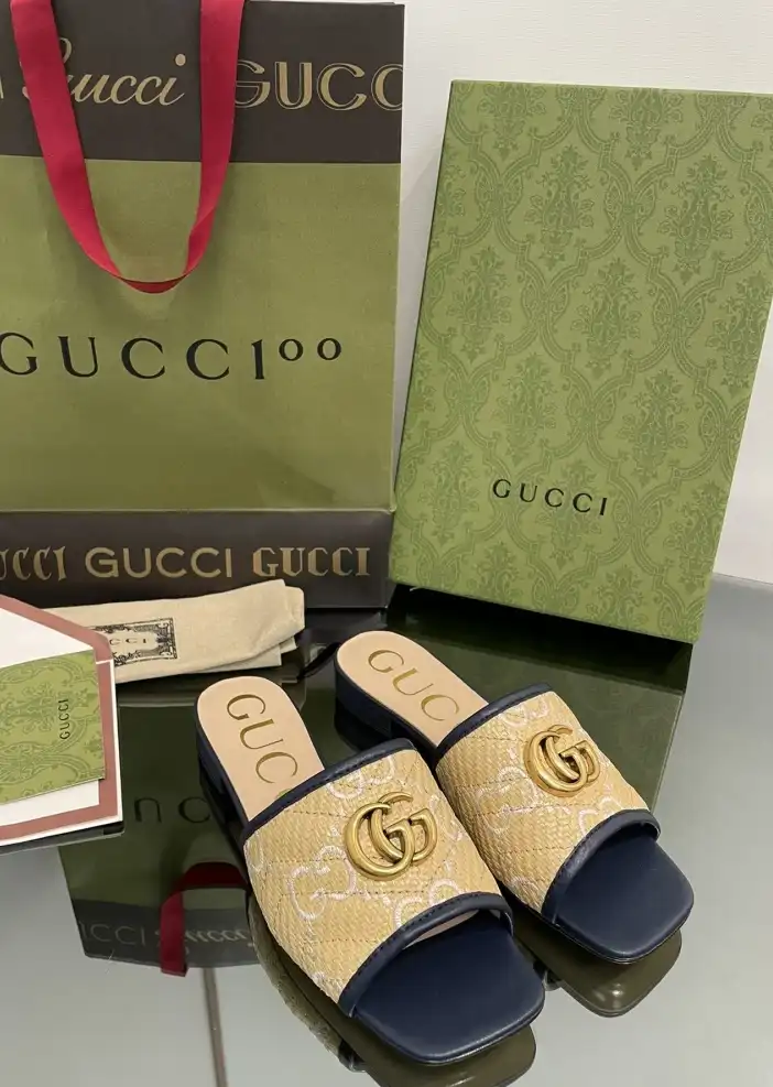 hype Gucci Slippers