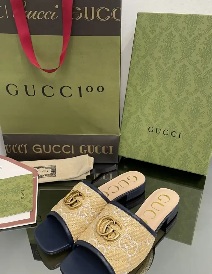 hype Gucci Slippers