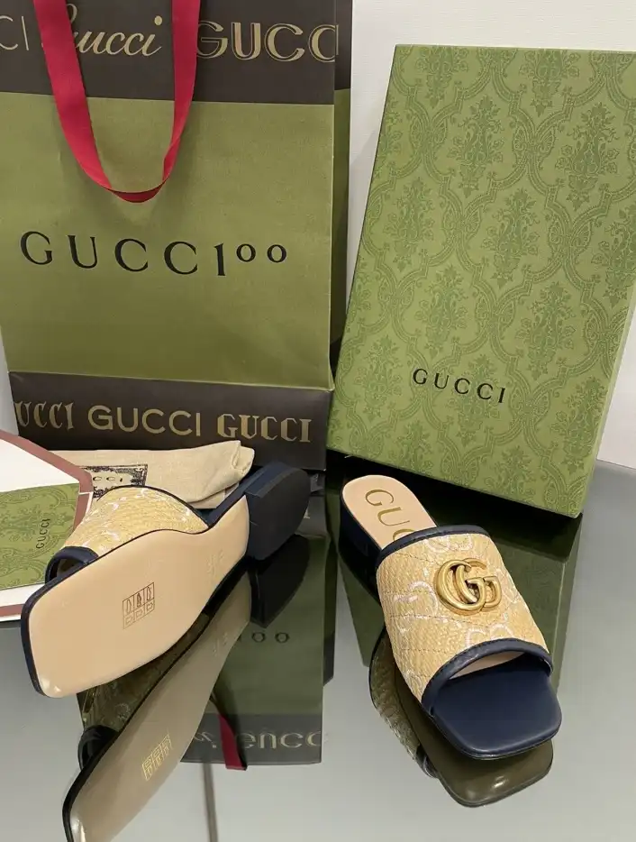 hype Gucci Slippers