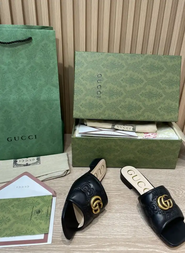 hype Gucci Slippers