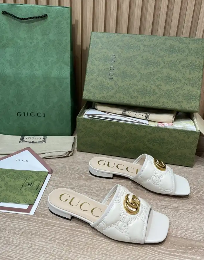 hype Gucci Slippers