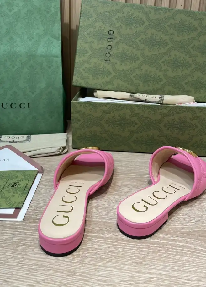 hype Gucci Slippers