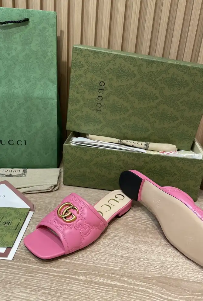 hype Gucci Slippers