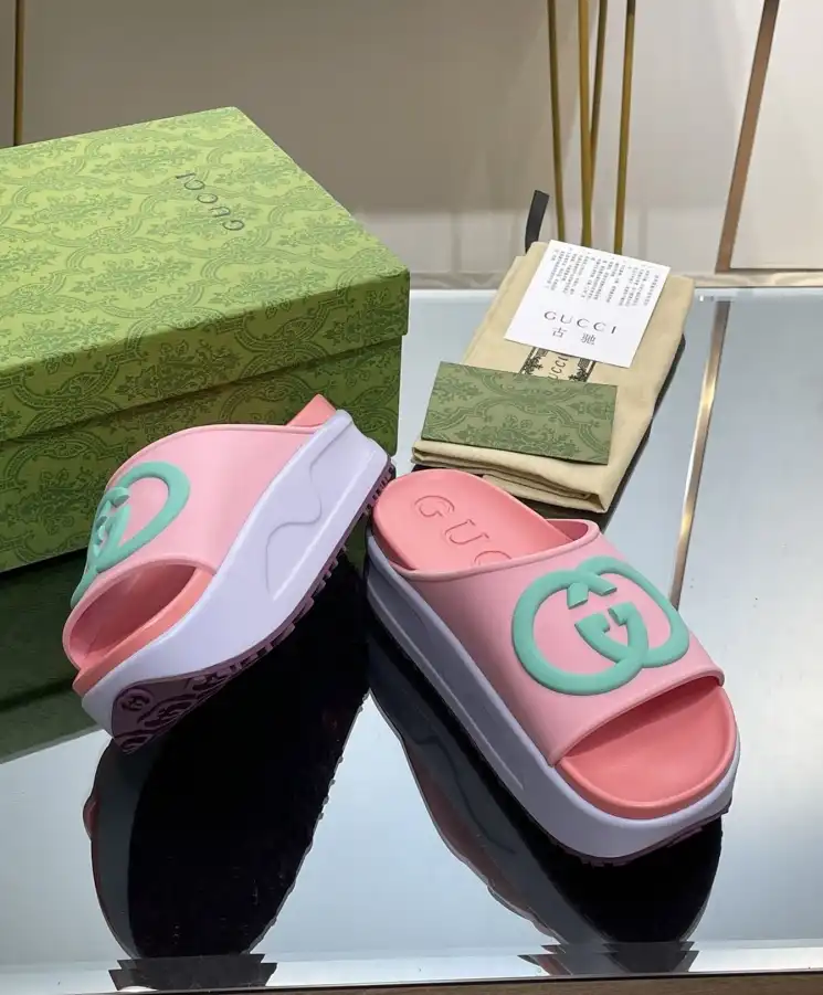 hype Gucci Slippers