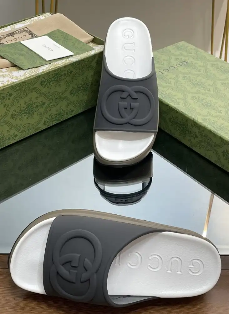 hype Gucci Slippers