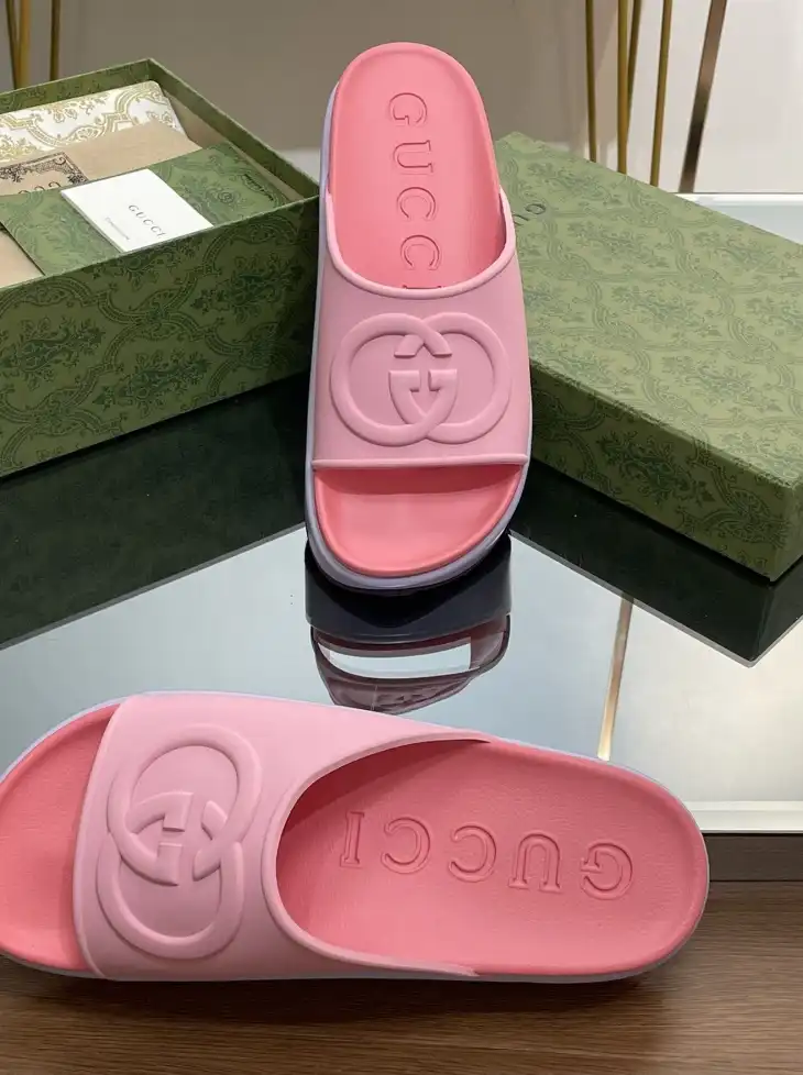 hype Gucci Slippers