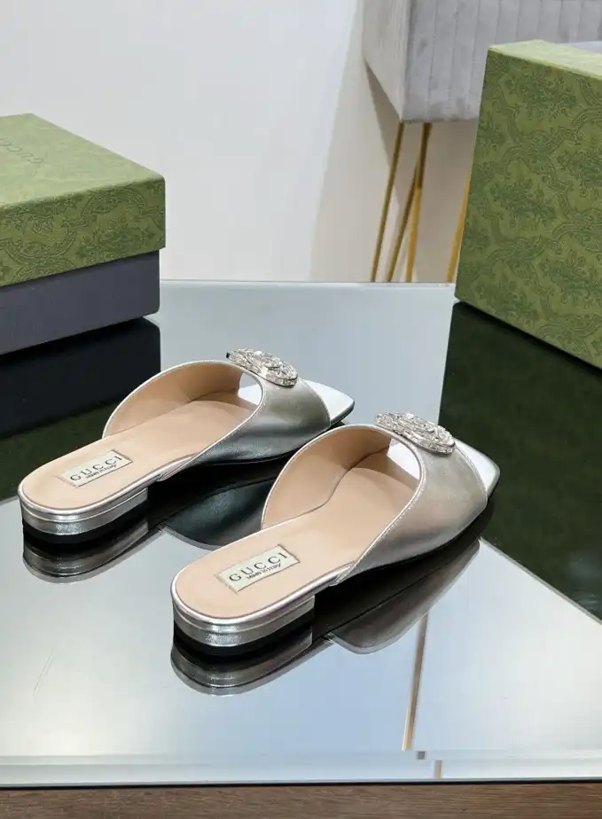 hype Gucci Slippers