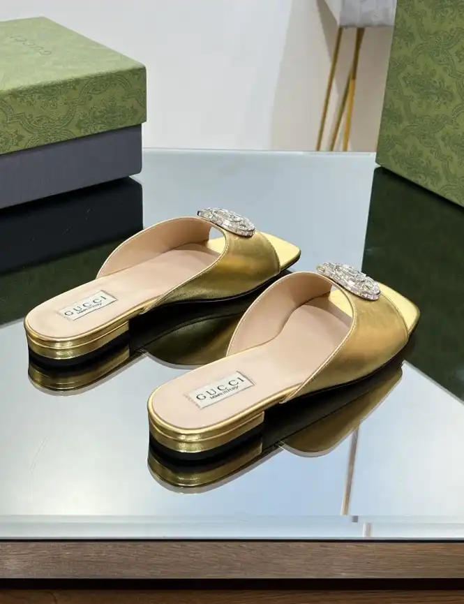 hype Gucci Slippers