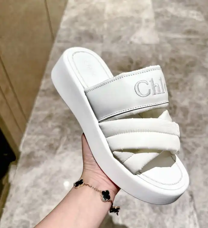 hype Chloe Slippers