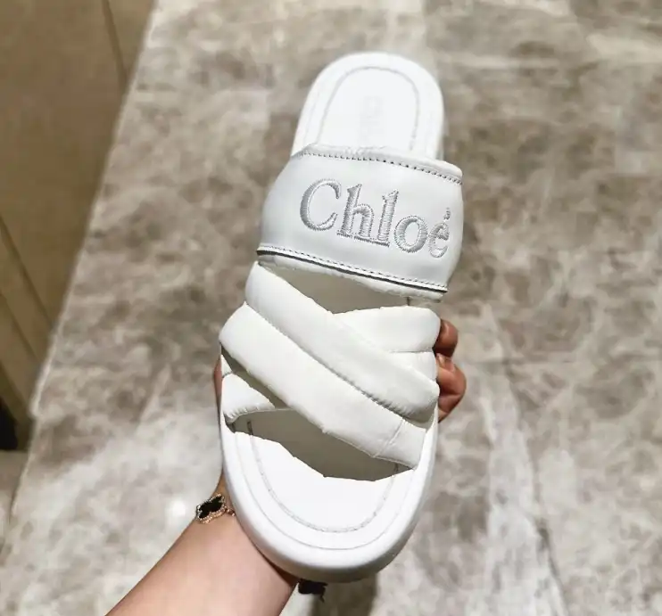 hype Chloe Slippers