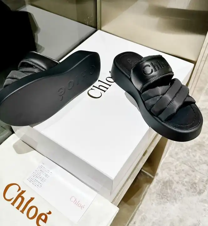 hype Chloe Slippers