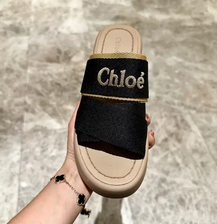 hype Chloe Slippers