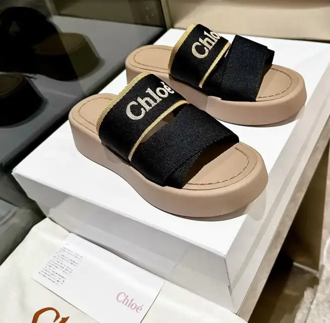 hype Chloe Slippers