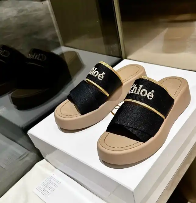 hype Chloe Slippers