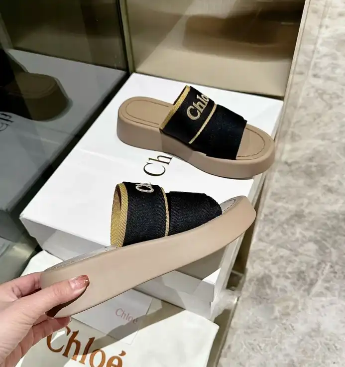 hype Chloe Slippers