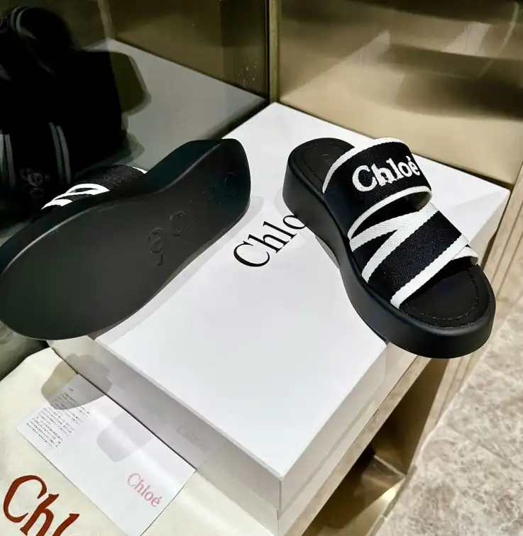 hype Chloe Slippers