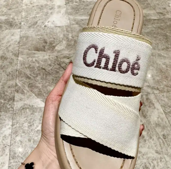 hype Chloe Slippers