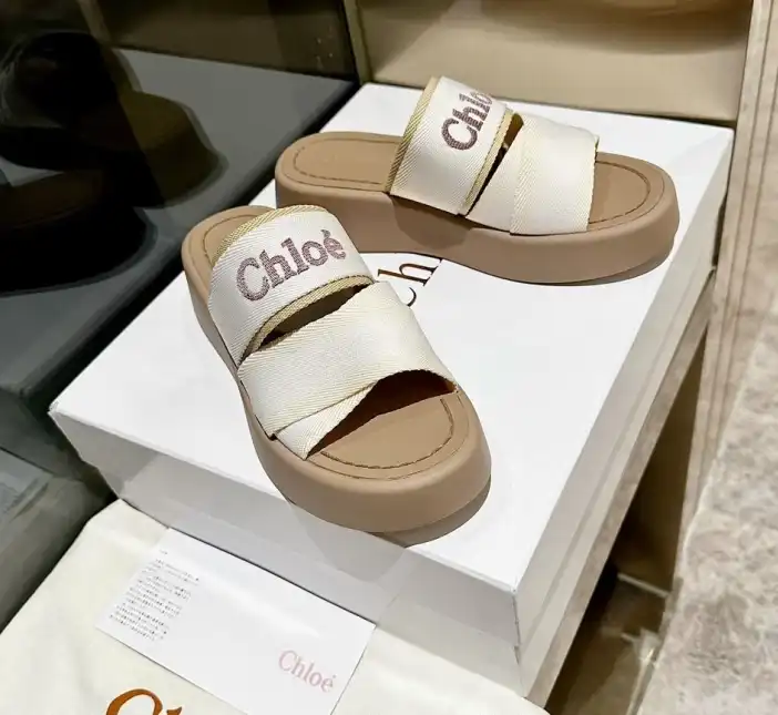 hype Chloe Slippers