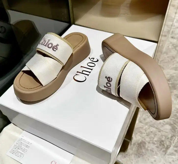 hype Chloe Slippers