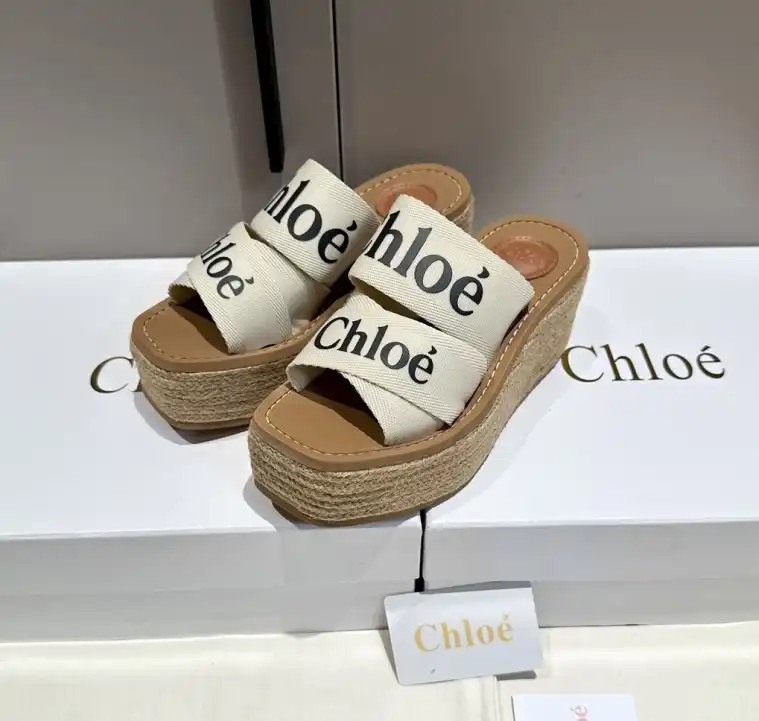 hype Chloe Slippers