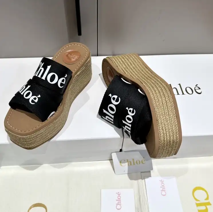 hype Chloe Slippers