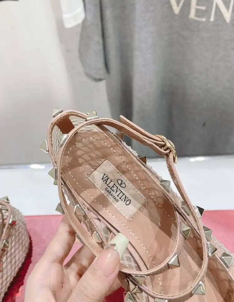 hype Valentino flat shoes