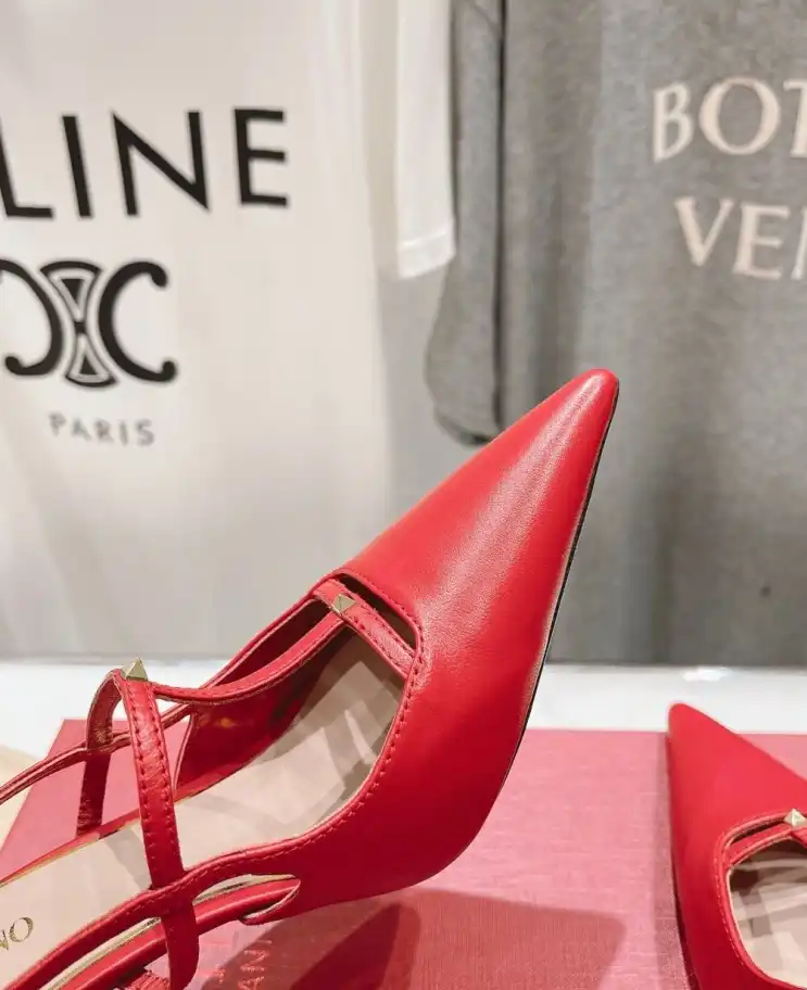 hype Valentino High Heels