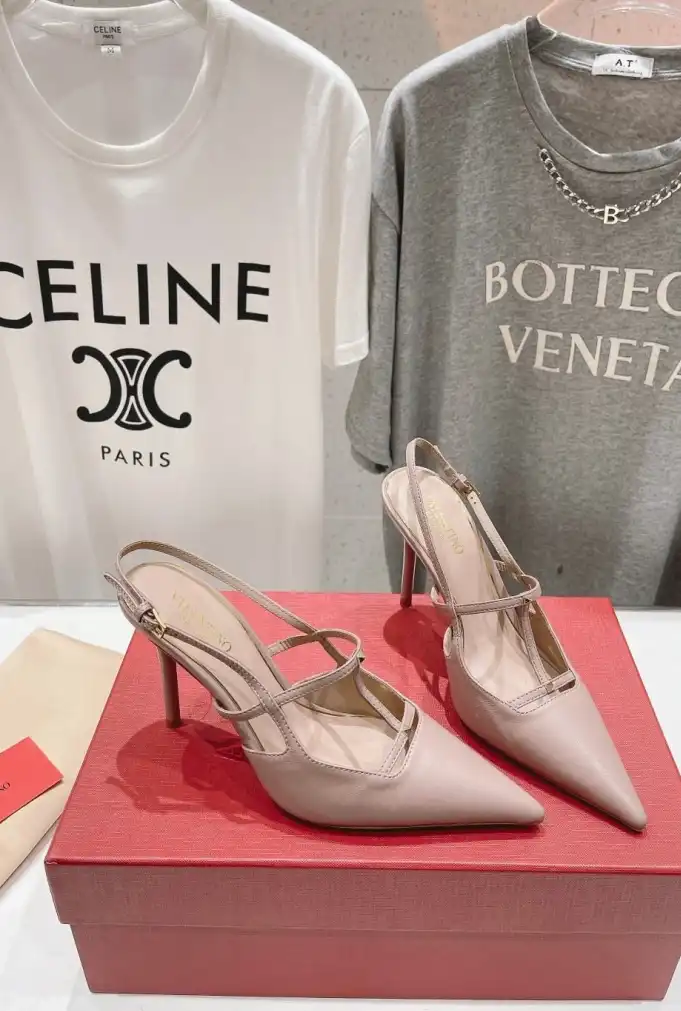 hype Valentino High Heels