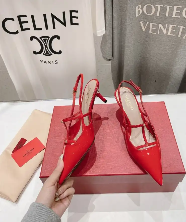 hype Valentino High Heels