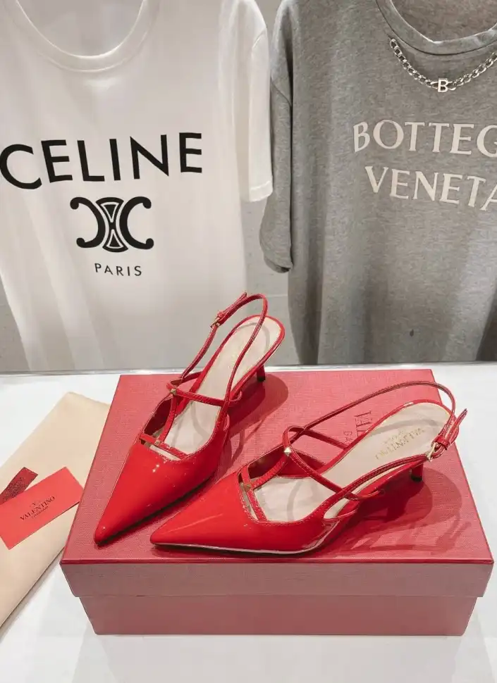 hype Valentino High Heels