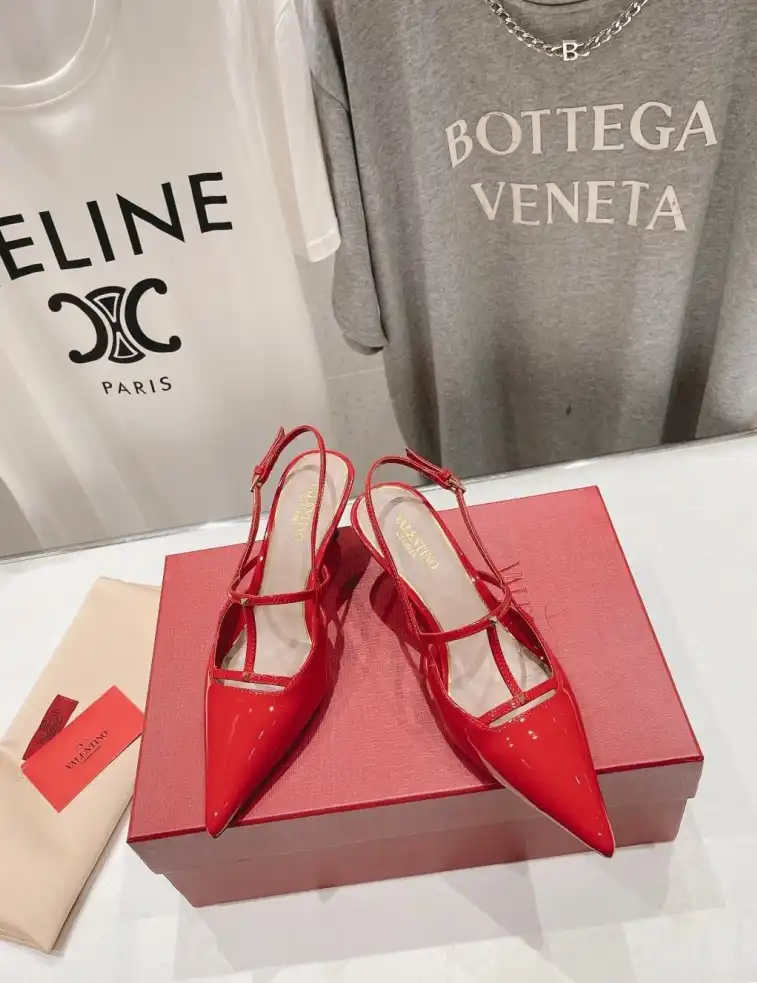 hype Valentino High Heels