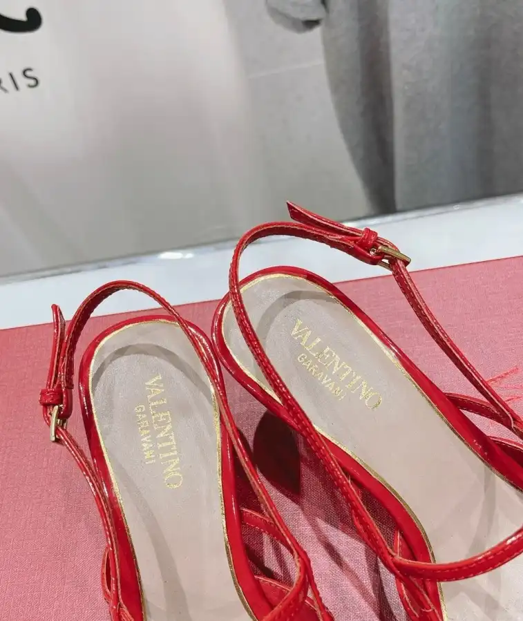 hype Valentino High Heels