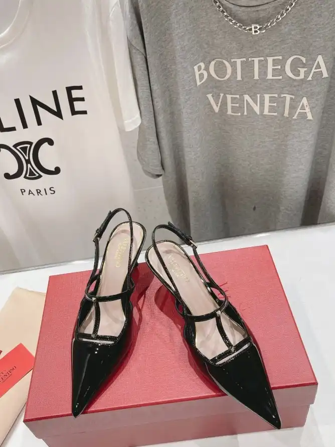 hype Valentino High Heels