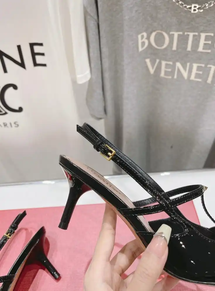 hype Valentino High Heels