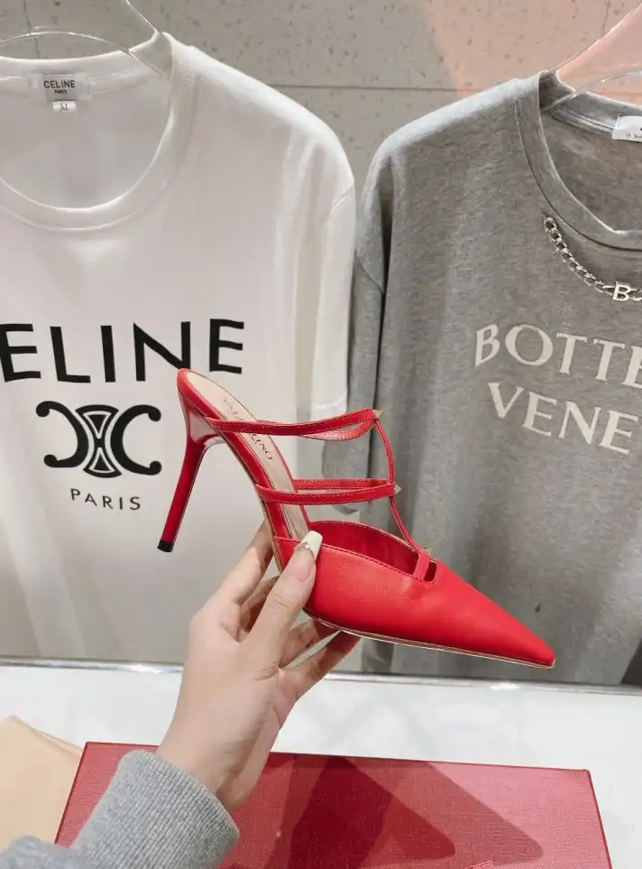 hype Valentino High Heels