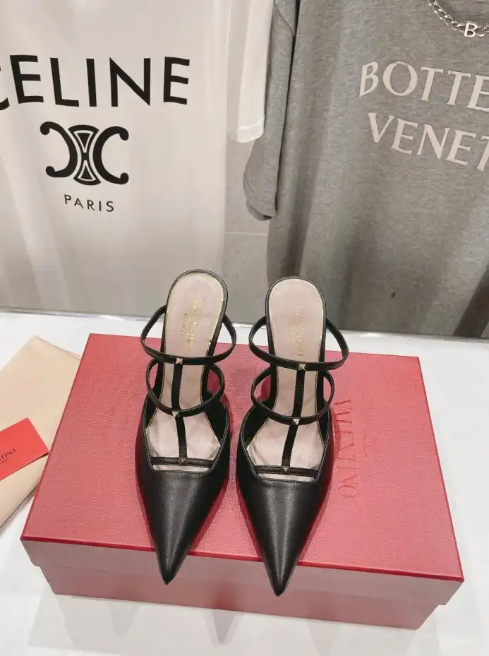 hype Valentino High Heels