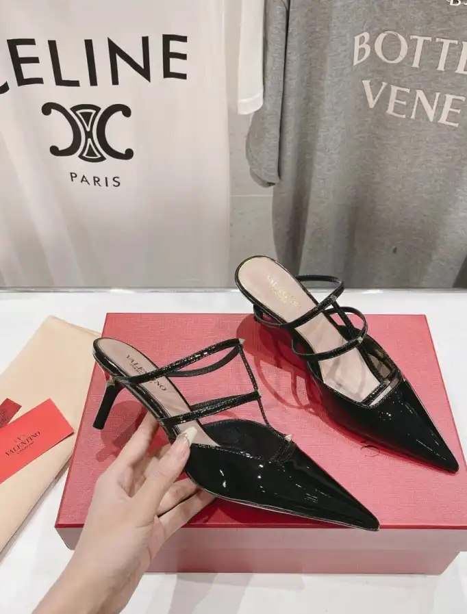 hype Valentino High Heels