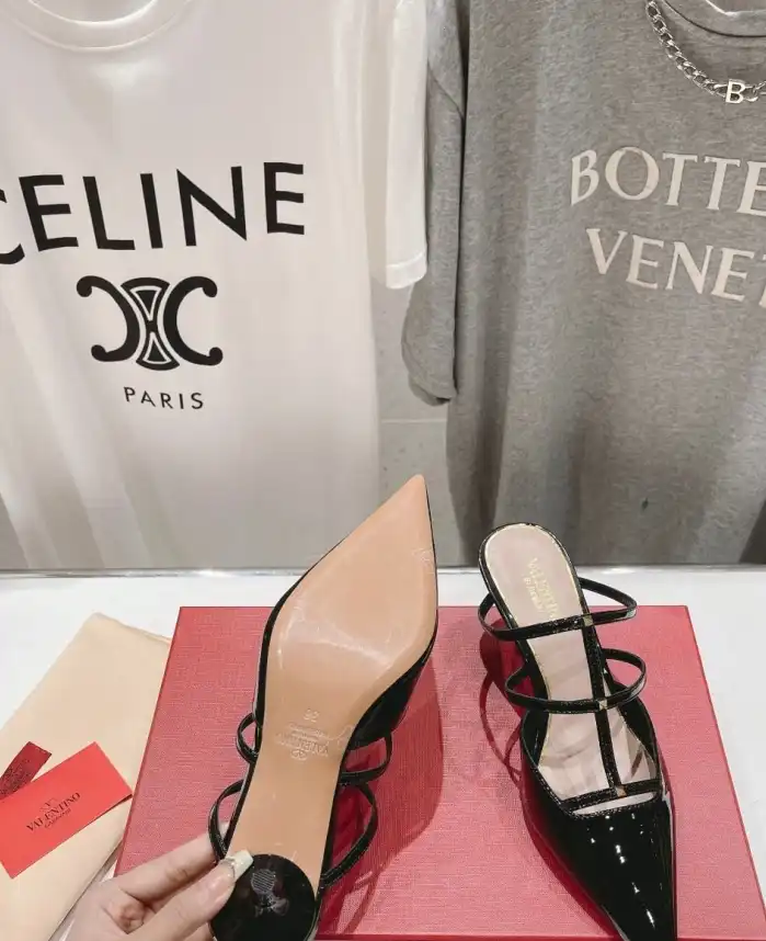 hype Valentino High Heels