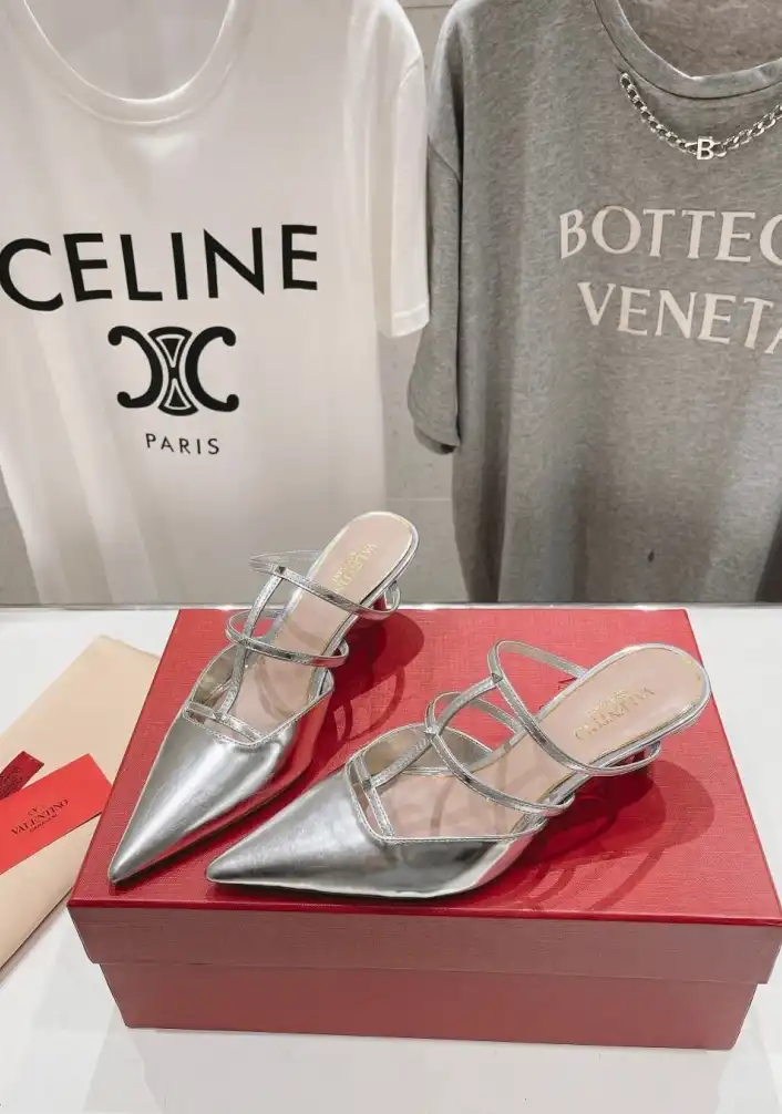 hype Valentino High Heels