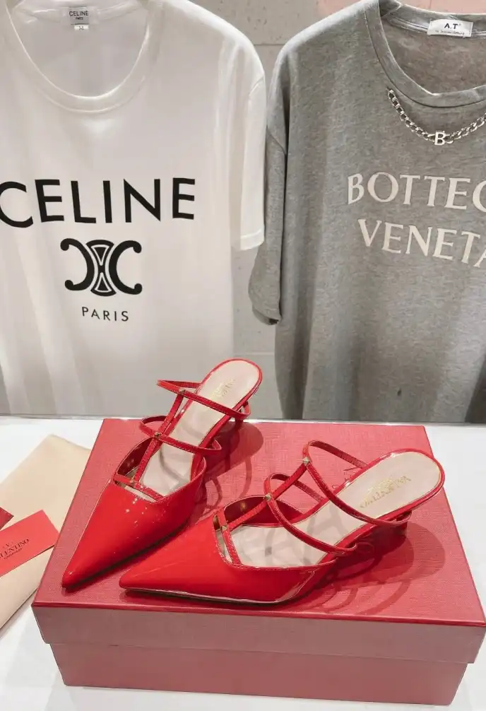 hype Valentino High Heels